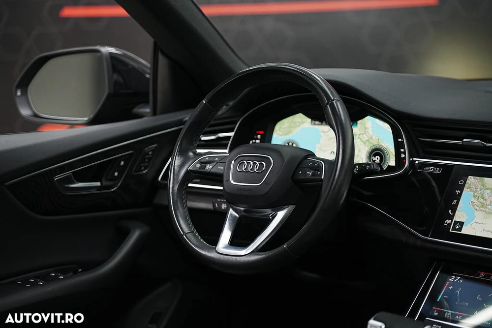 Audi Q8 SUV TFSI quattro 250 kW tiptronic S line business - 26