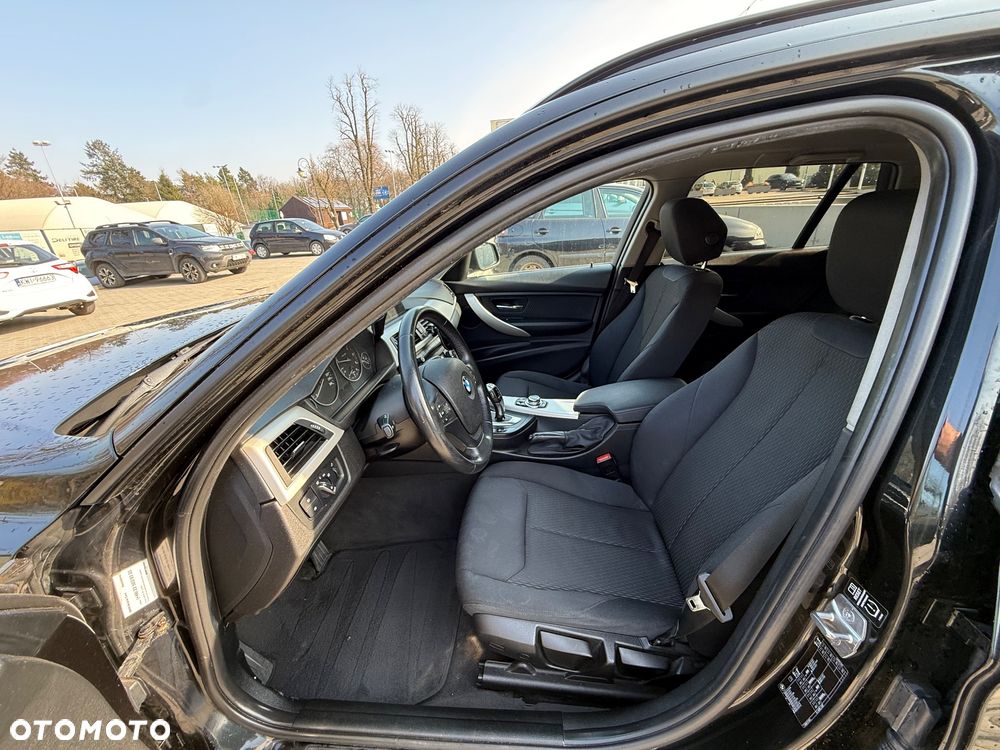 BMW Seria 3 - 26