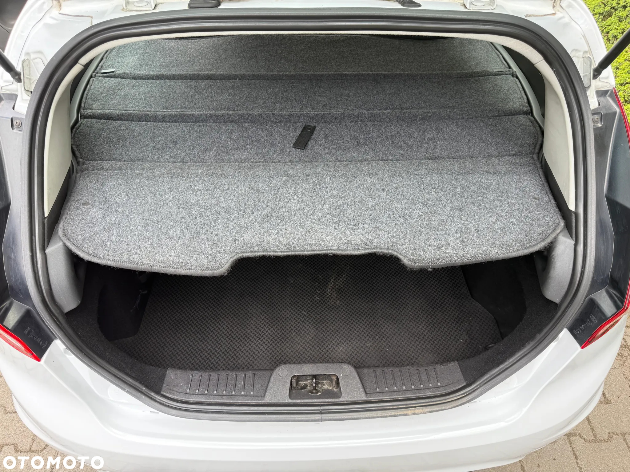Ford Fiesta - 10