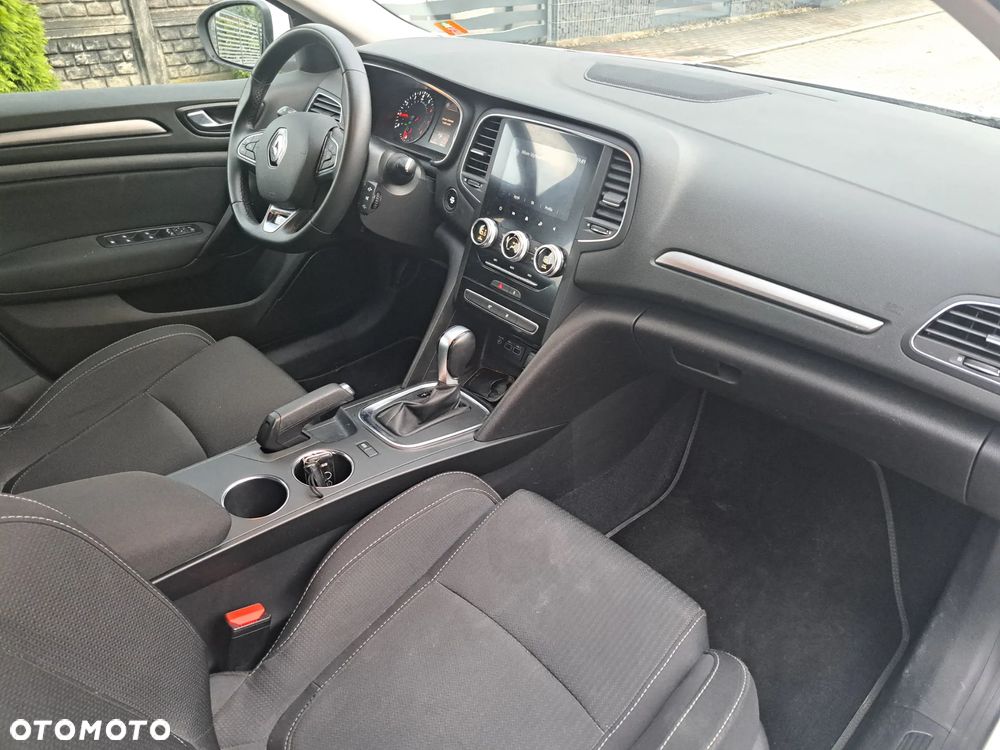Renault Megane TCe 140 GPF EDC LIMITED - 15