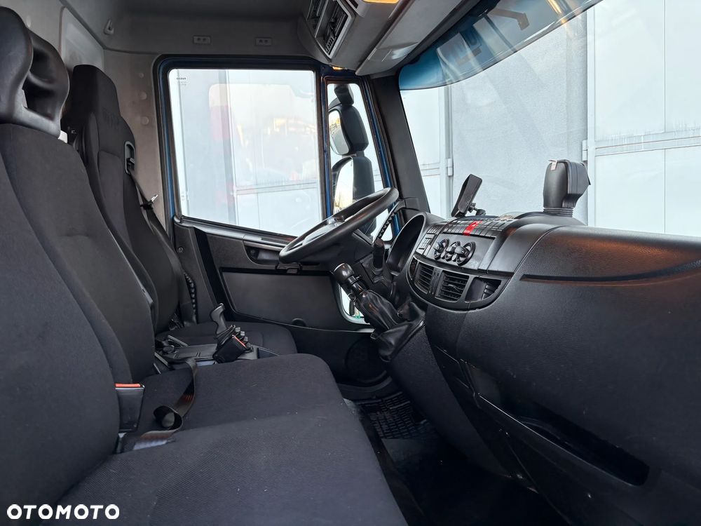 Iveco Eurocargo 120-250, Chłodnia ThermoKing, Manual, Winda, Z Niemiec - 13