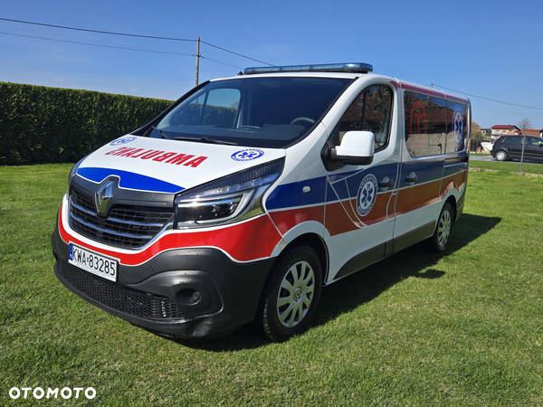 Renault Trafic ambulans karetka