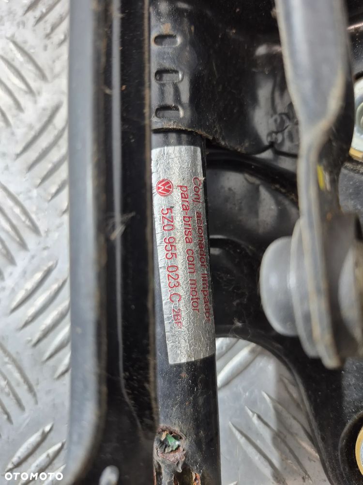 Volkswagen Fox Mechanizm Wycieraczek Przód - 3