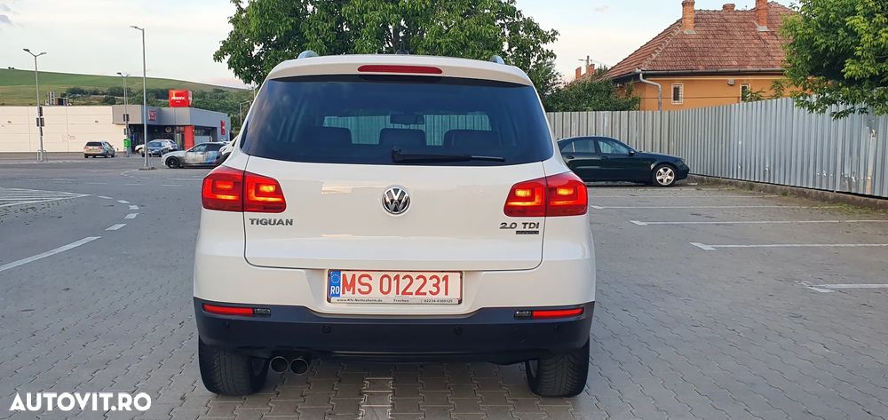 Volkswagen Tiguan 2.0 TDI DPF 4Motion BlueMotion Technology Track & Field - 6