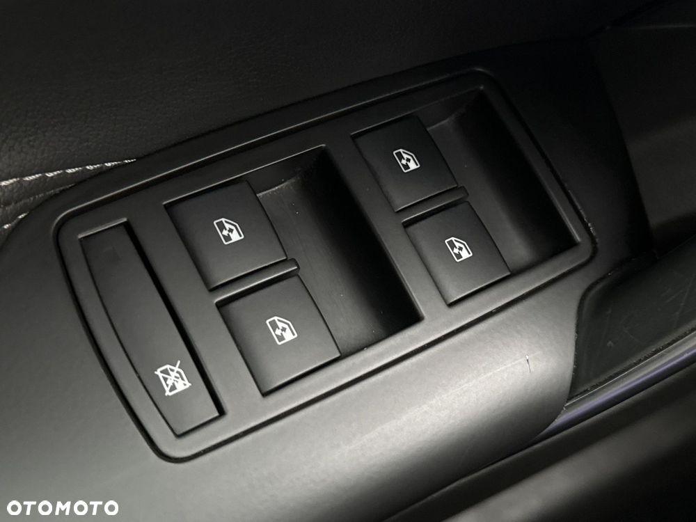 Opel Insignia 2.0 CDTI Cosmo - 24