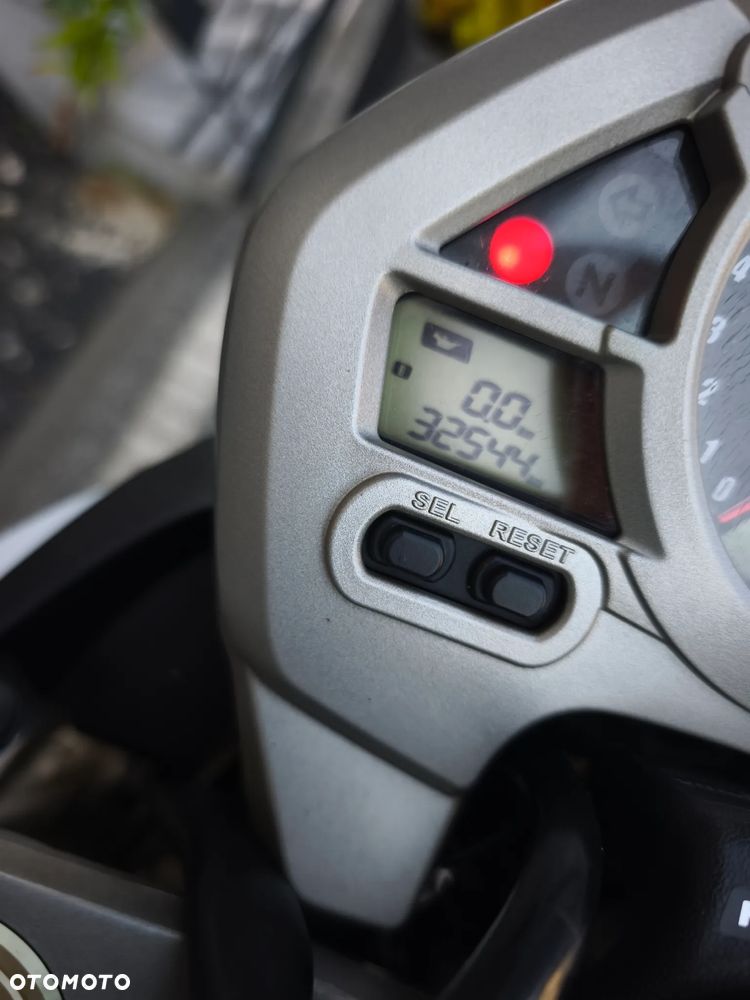 Honda Hornet - 18