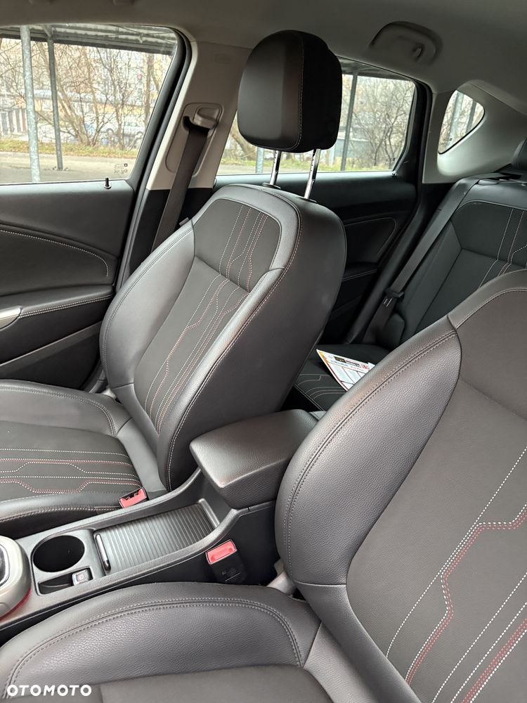 Opel Astra 1.4 Turbo - 5