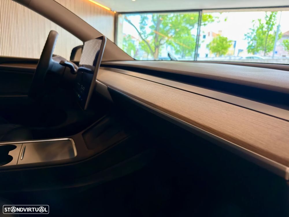 Tesla Model Y Performance Tração Integral - 45
