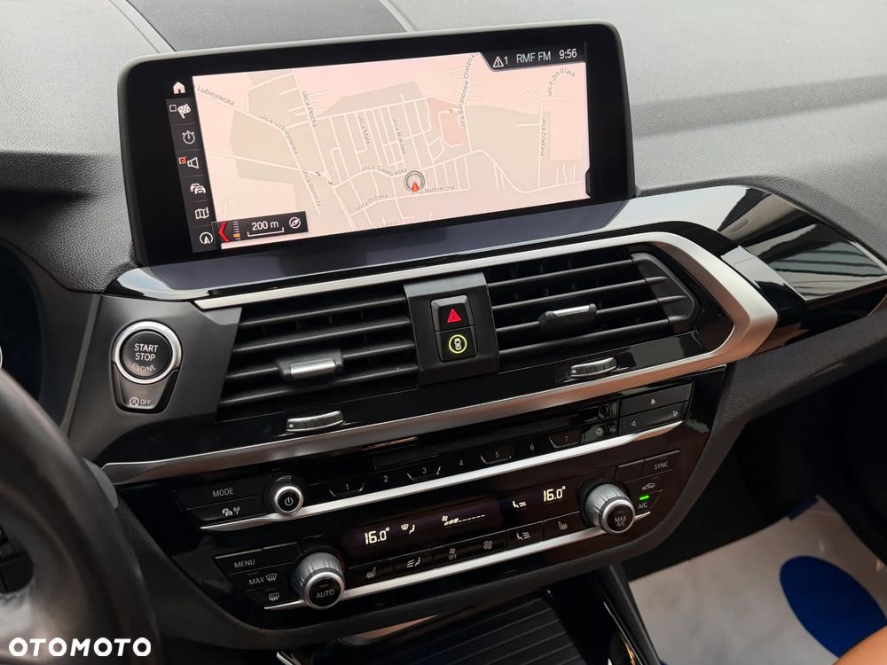 BMW X3 xDrive20d xLine - 14