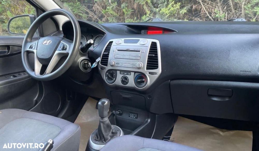 Hyundai i20 1.4 CRDI Style - 8