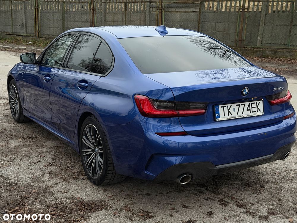 BMW Seria 3 330e Sport Line - 7