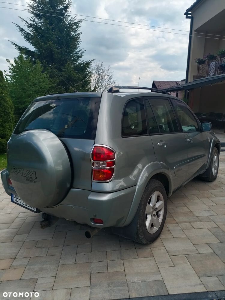 Toyota RAV4 2.0 D-4D 4x4 - 3