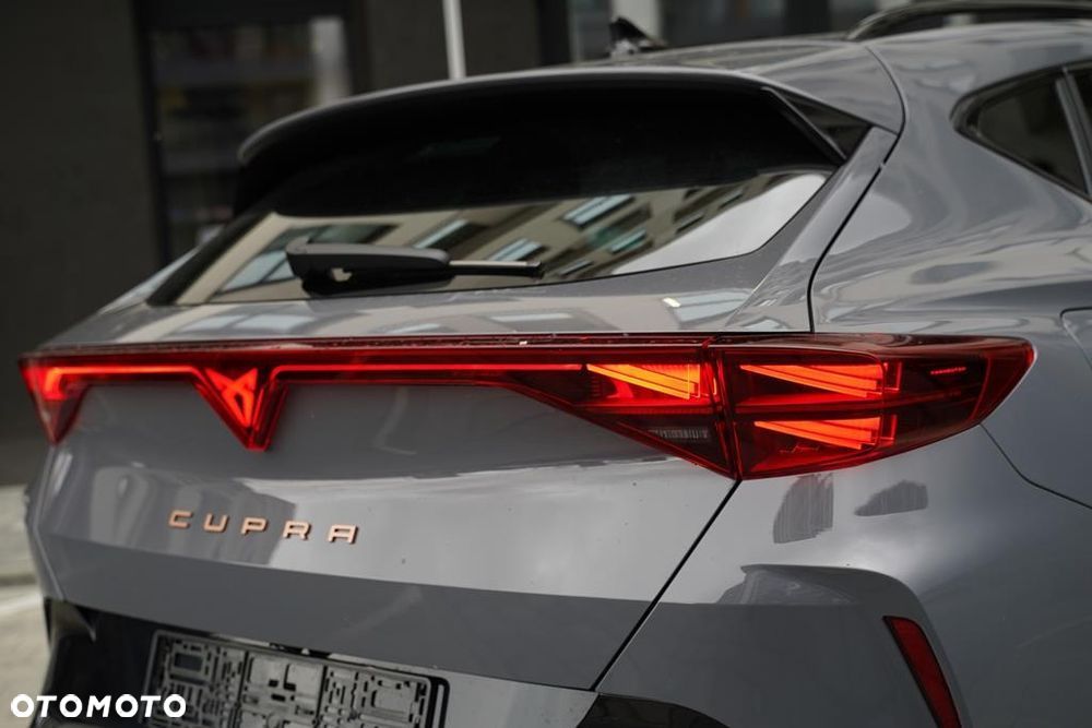 Cupra Formentor 1.5 eTSI mHEV DSG - 36