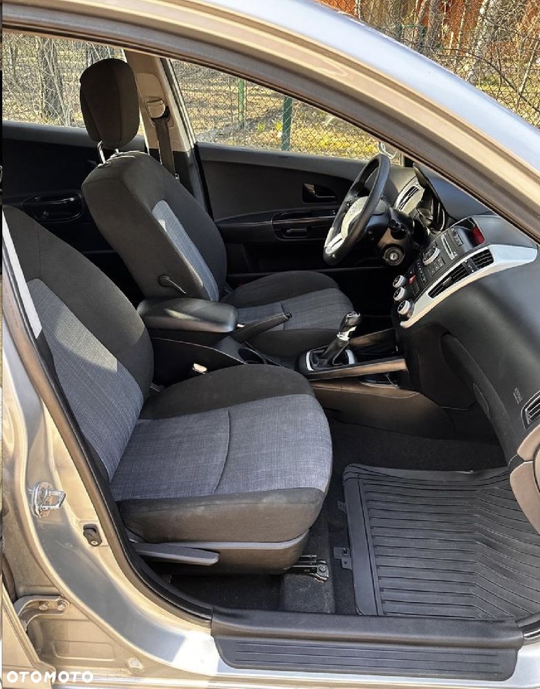 Kia Ceed 1.6 Crdi Comfort + - 20
