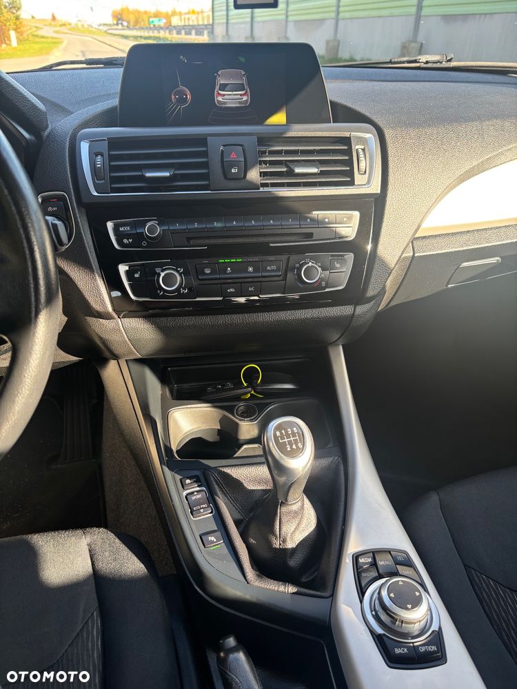 BMW Seria 1 - 15