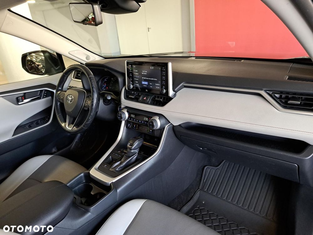 Toyota RAV4 2.5 Hybrid Executive 4x2 - 17