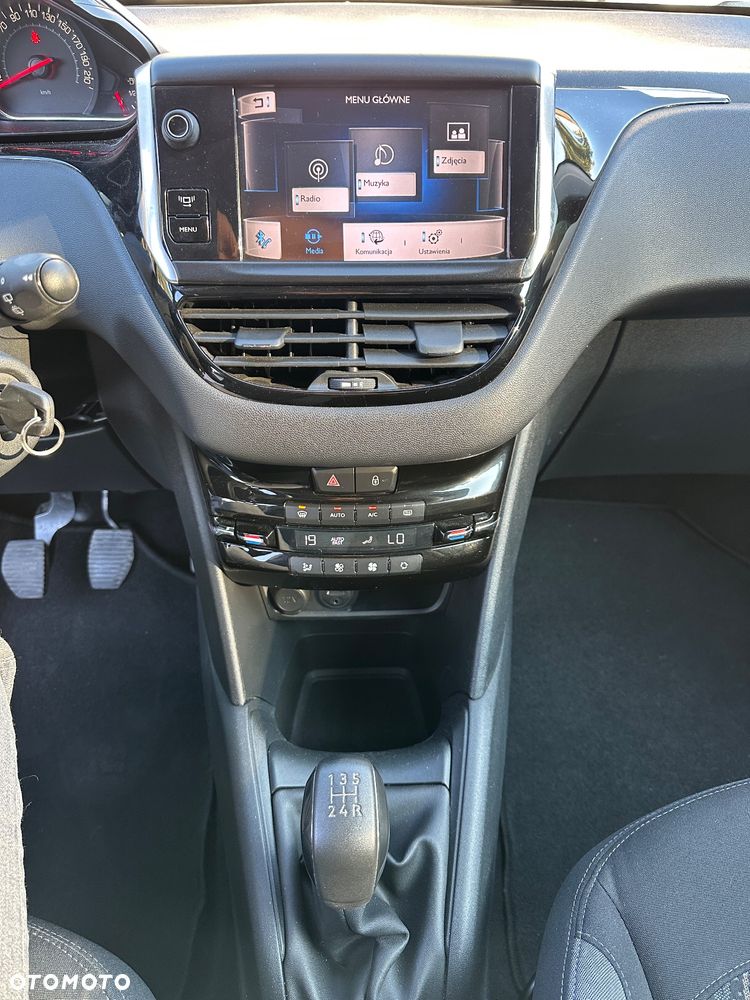 Peugeot 208 1.4 VTi Active - 27