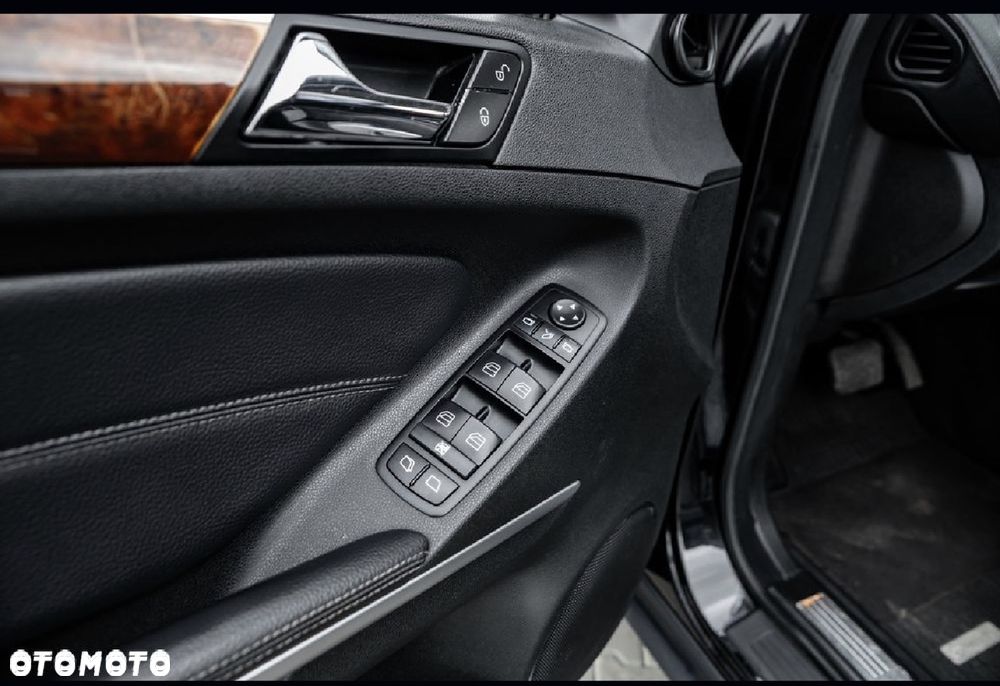 Mercedes-Benz GL 320 CDI 4Matic 7G-TRONIC - 19