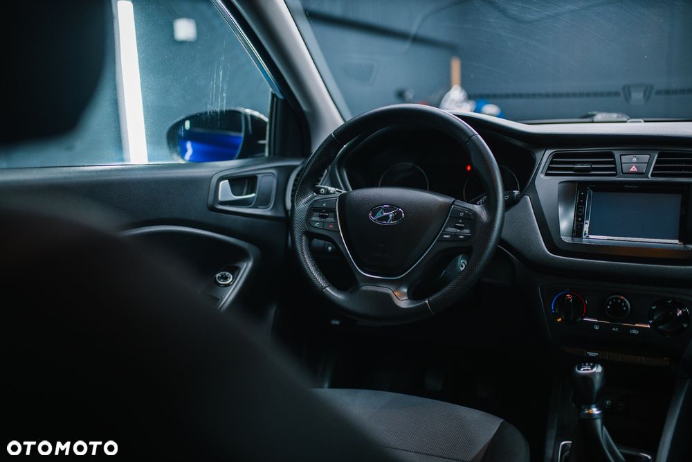 Hyundai i20 1.2 Fresh - 30