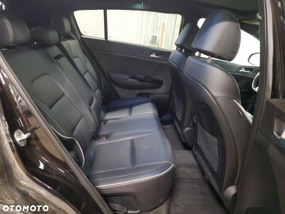Kia Sportage - 8