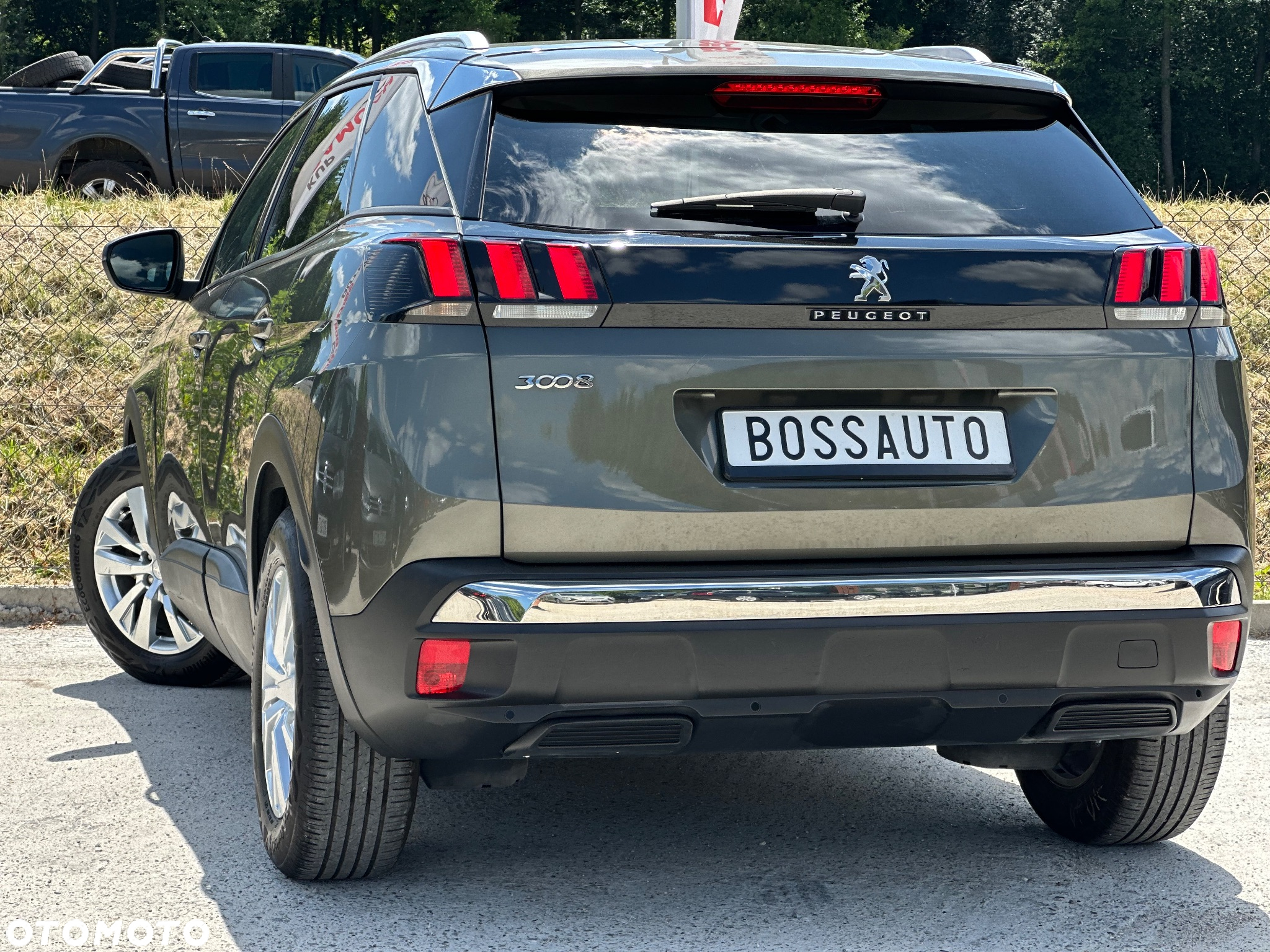 Peugeot 3008 1.6 BlueHDi Allure S&S EAT6 - 9