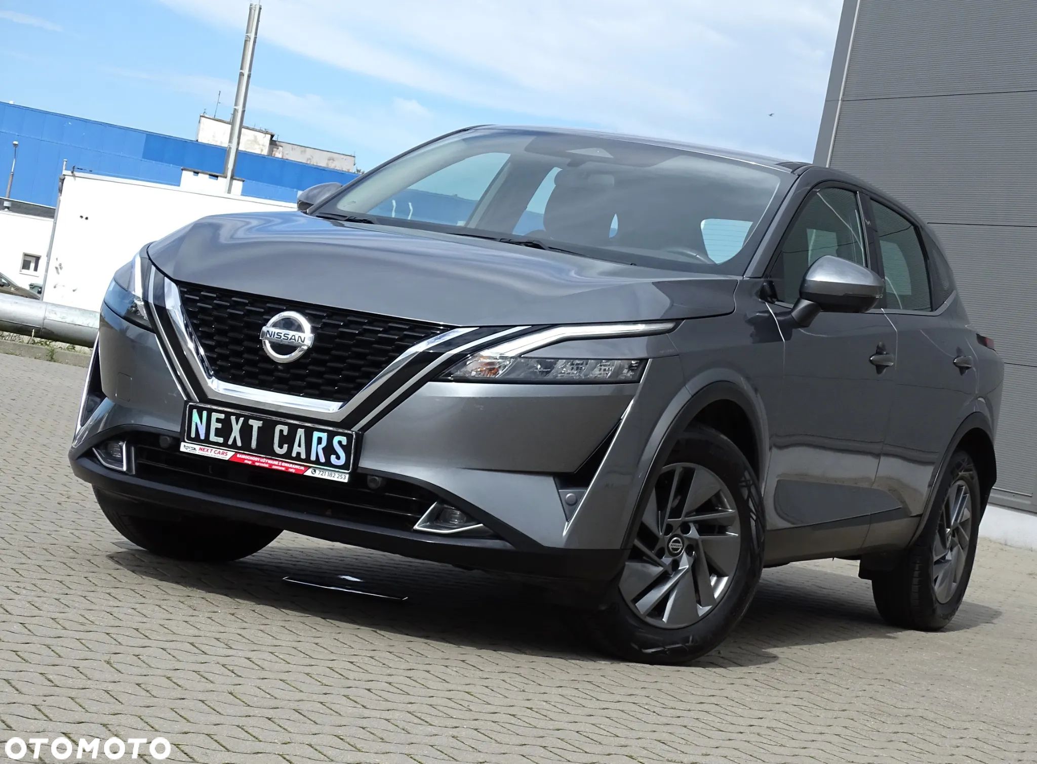 Nissan Qashqai - 1