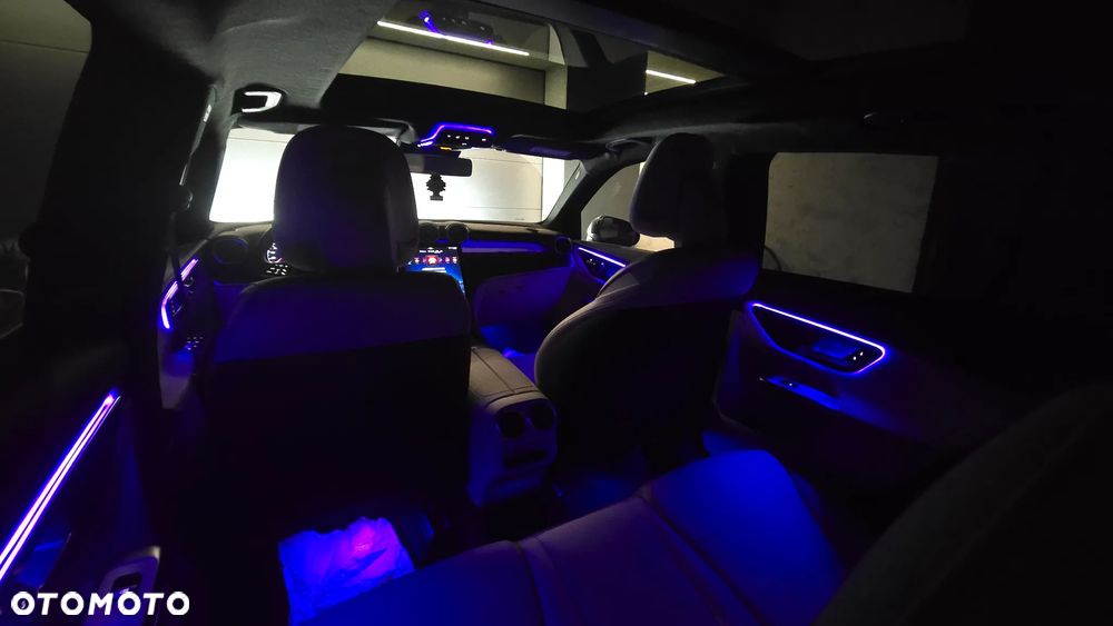 Mercedes-Benz GLC - 6