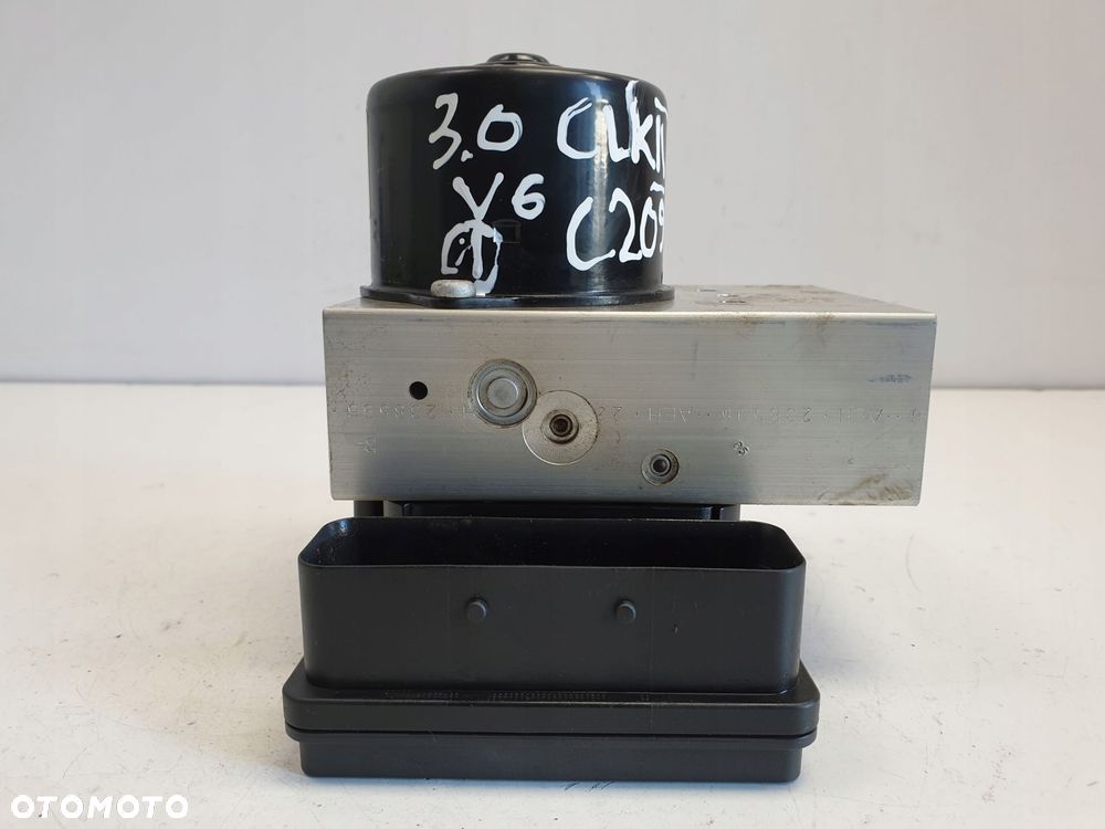 Mercedes CLK W209 STEROWNIK ABS ESP A0365454032 - 1