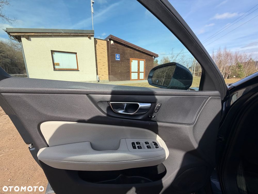 Volvo V60 T5 Geartronic Momentum - 16