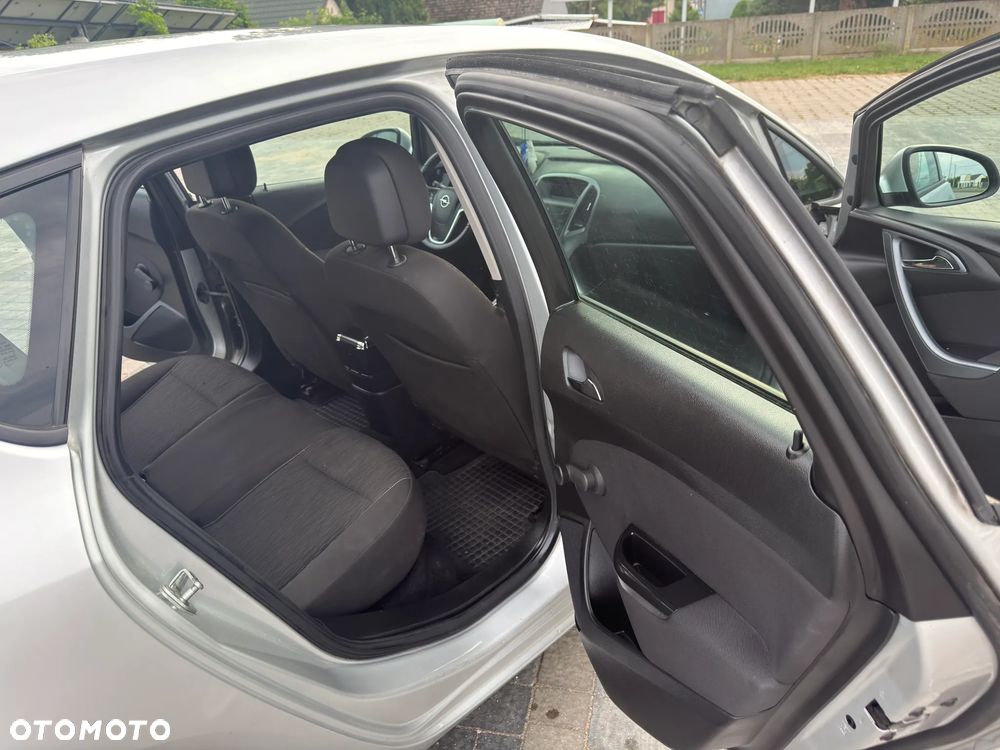 Opel Astra - 17