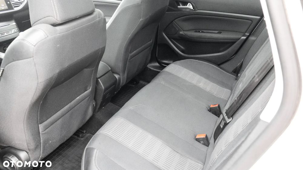 Peugeot 308 SW 1.6 BlueHDi Business Line S&S - 22