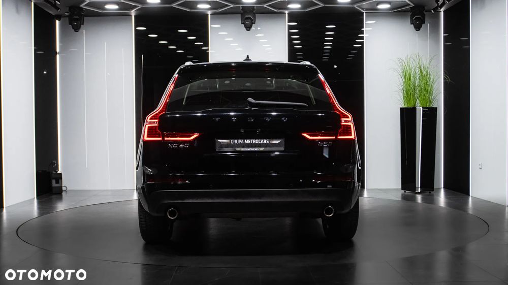 Volvo XC 60 T5 AWD Momentum Pro - 7