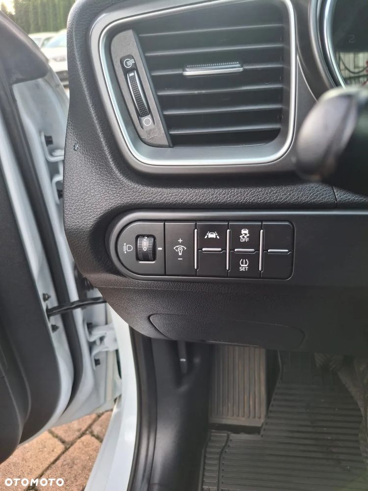 Kia Ceed 1.6 CRDi Edition 7 - 19