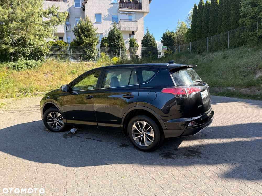 Toyota RAV4 - 5