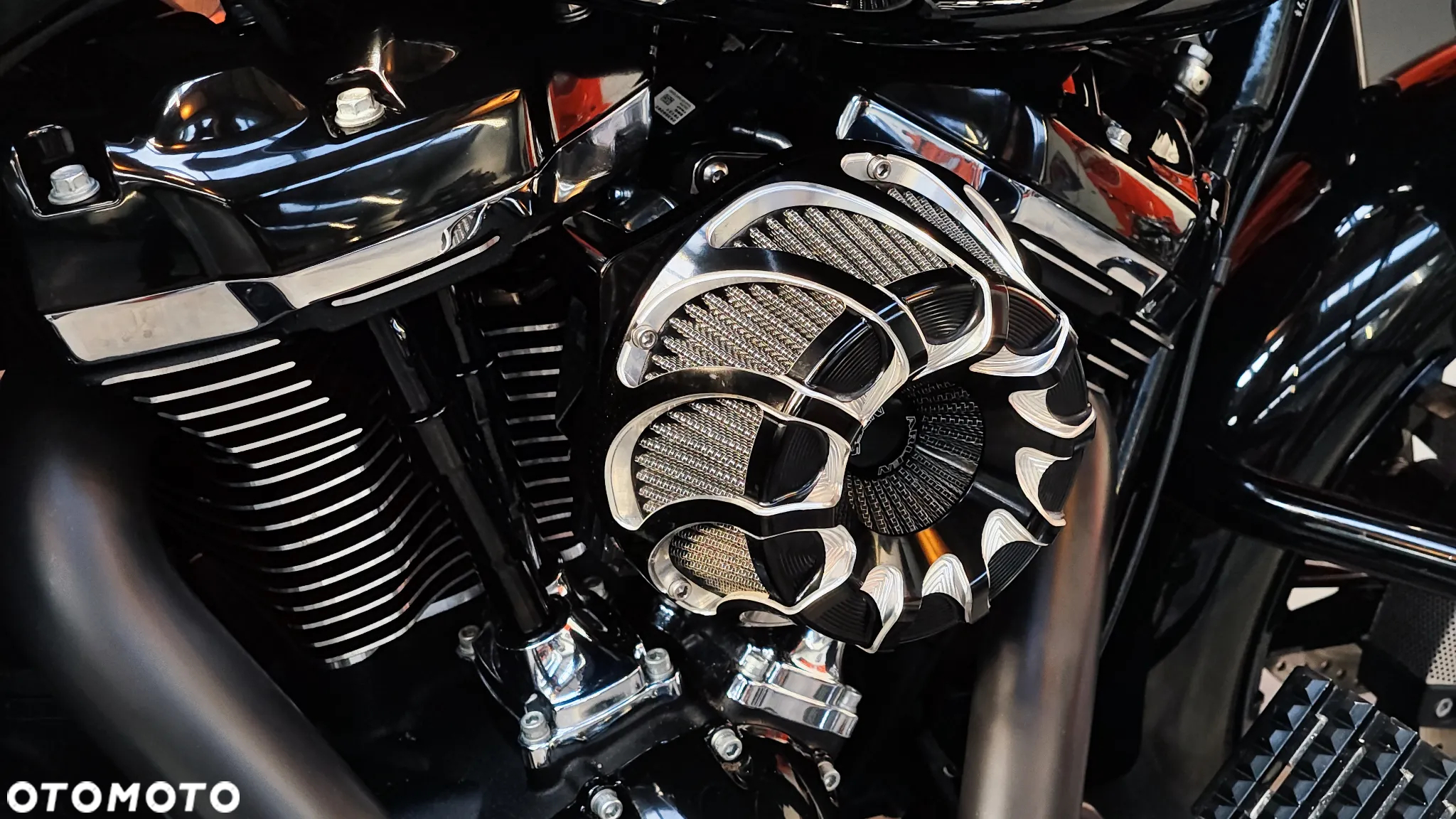 Harley-Davidson Touring Street Glide - 28
