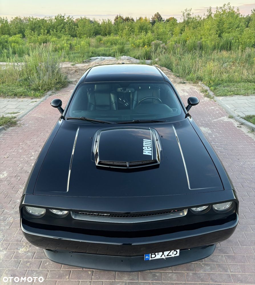 Dodge Challenger - 19