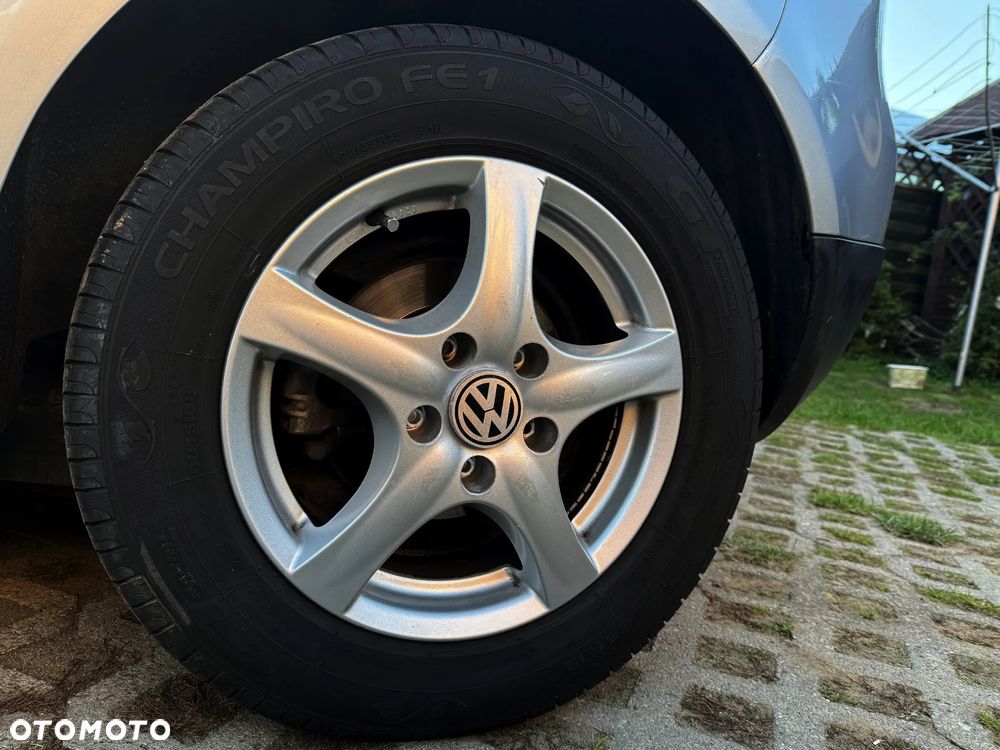 Volkswagen Golf V 1.9 TDI Trendline - 32