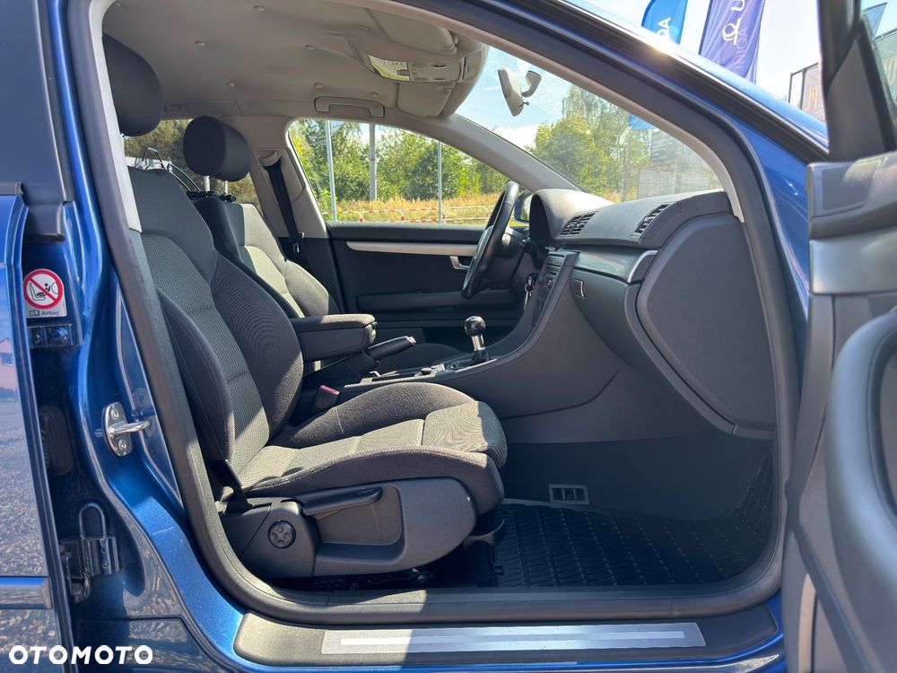 Audi A4 Avant 2.0 T FSI - 33