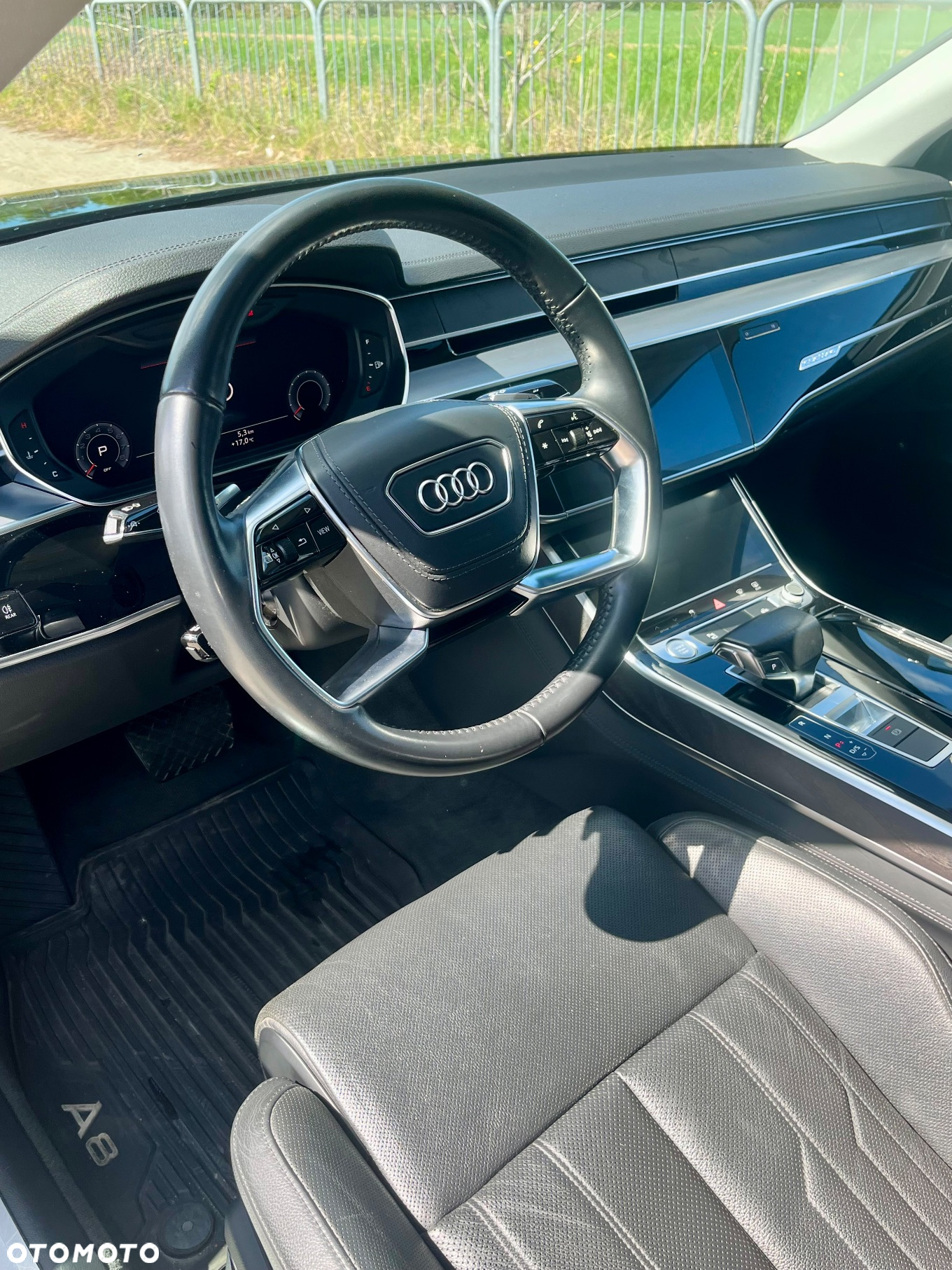 Audi A8 L 55 TFSI quattro tiptronic - 12