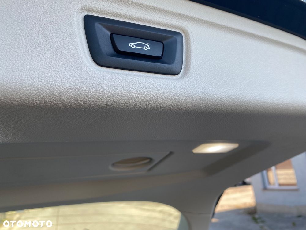 BMW Seria 3 318i Advantage - 29