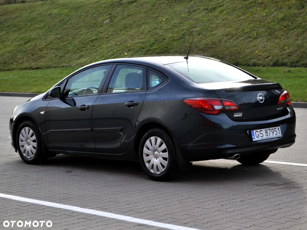 Opel Astra IV 1.4 T Executive S&S EU6 - 4