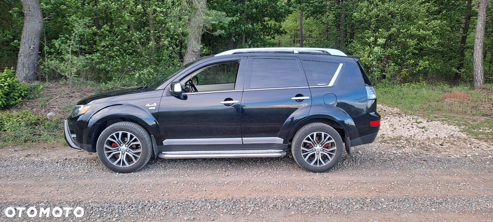 Mitsubishi Outlander 2.0 DID Intense + SE - 3