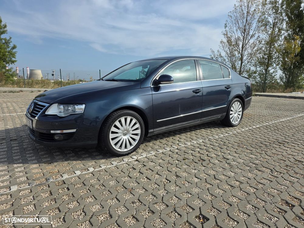 VW Passat 2.0 TDI Highline — photo 2