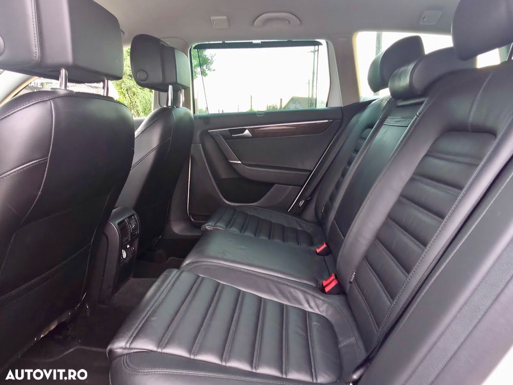 Volkswagen Passat 2.0 TDI 4Motion DSG BlueMotion Tech Comfortline - 16