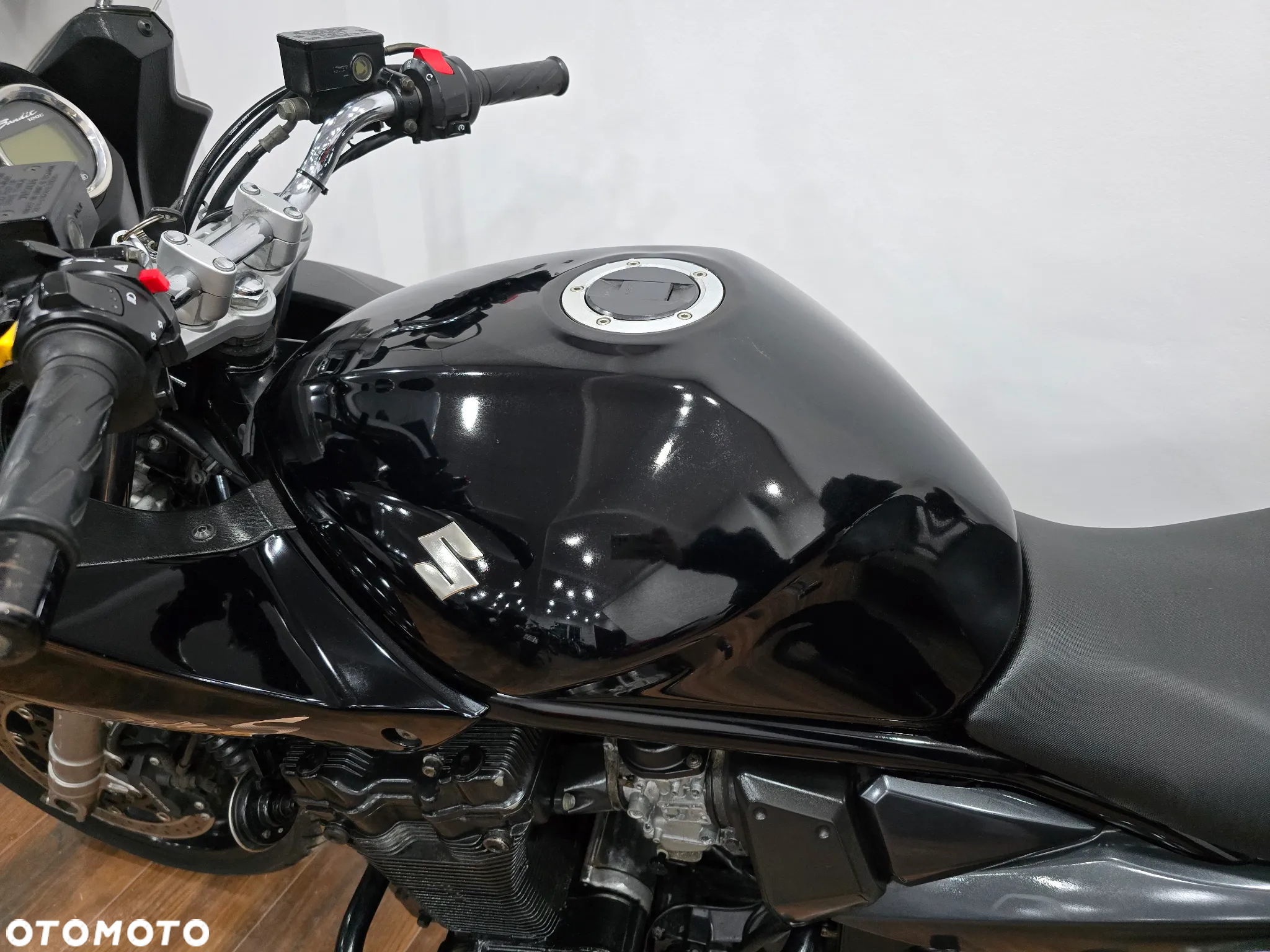 Suzuki Bandit - 26