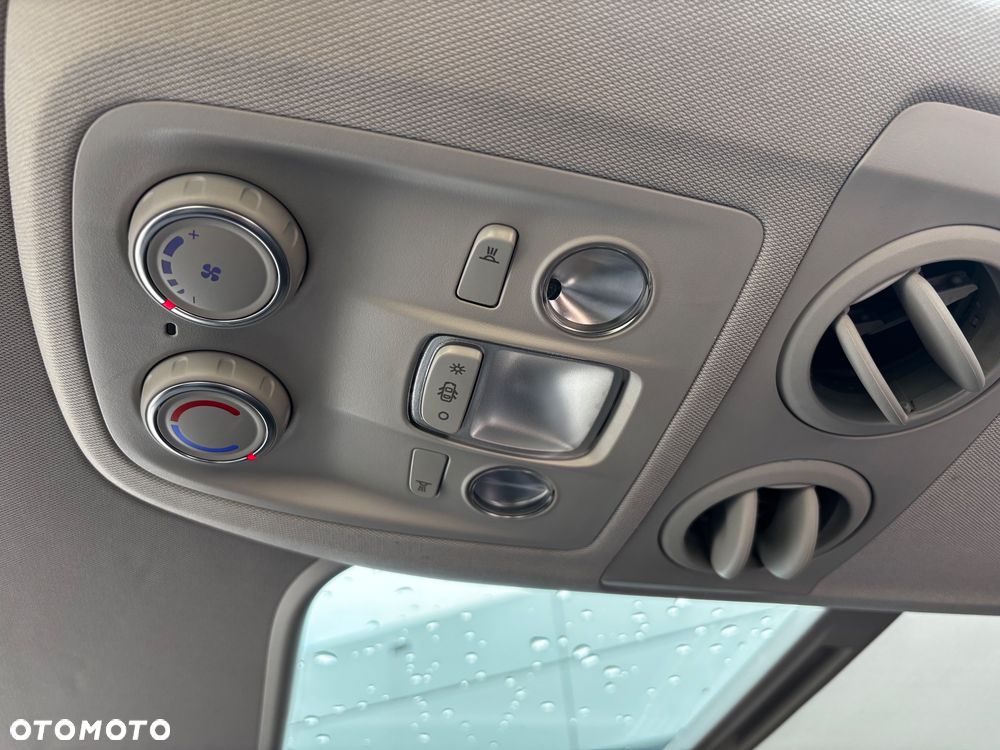 Peugeot Traveller L3 2.0 EAT8 Allure - 38