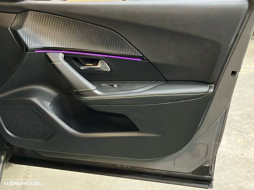 Peugeot e-2008 50 kWh GT - 20