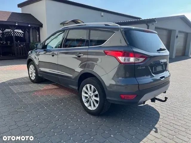 Ford Kuga 1.5 EcoBoost 2x4 Business Edition - 4