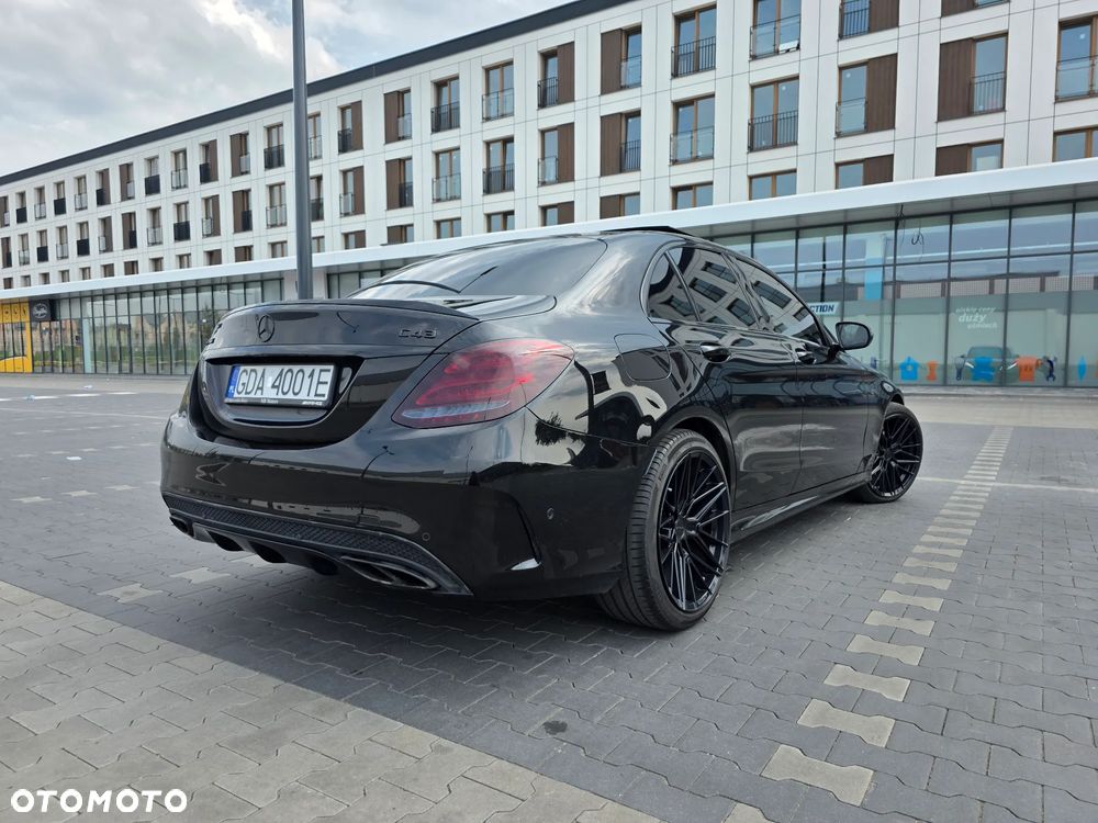 Mercedes-Benz Klasa C AMG 43 4-Matic - 8