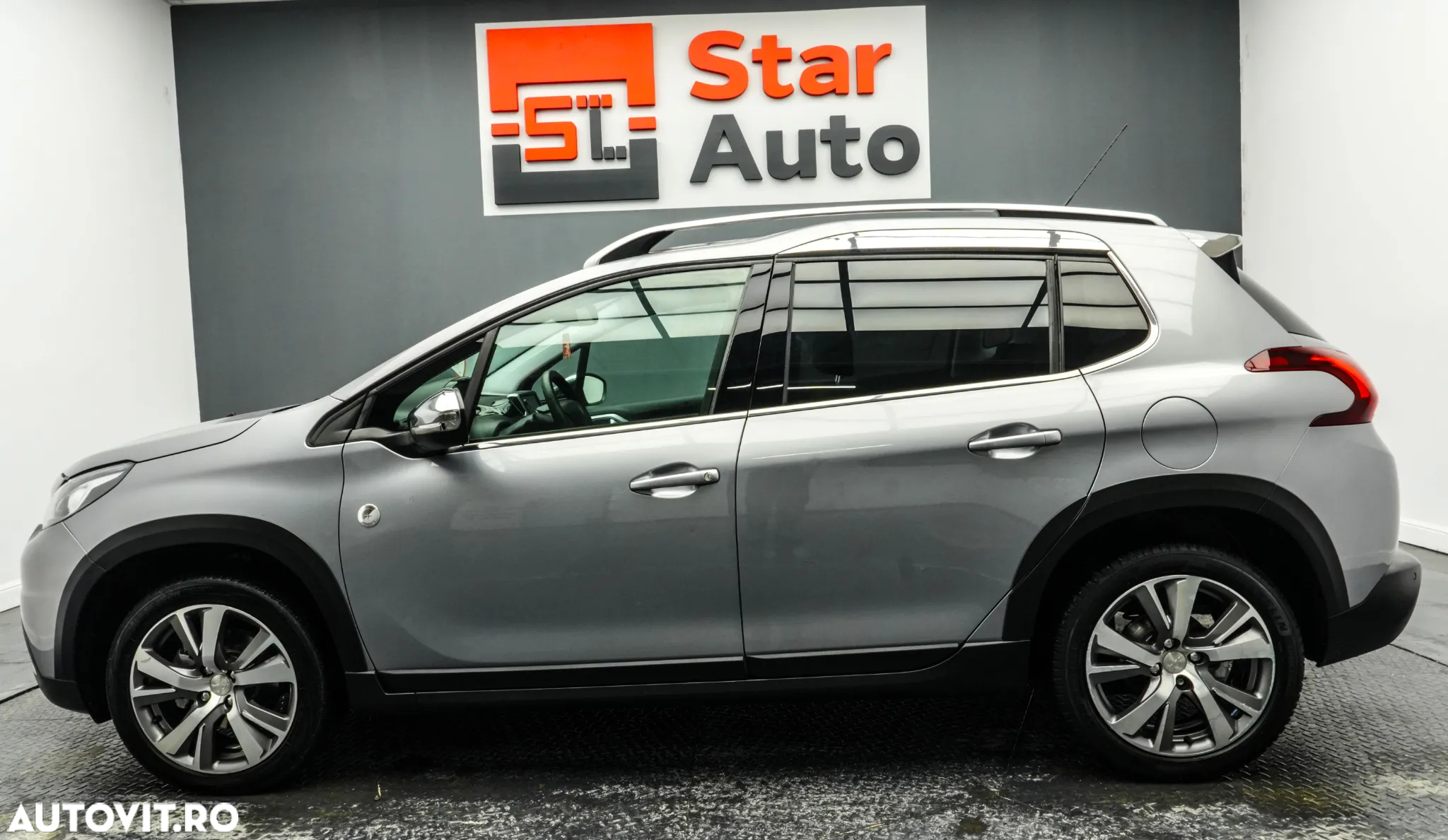 Peugeot 2008 1.2 PureTech Turbo EAT6 S&S Allure - 11